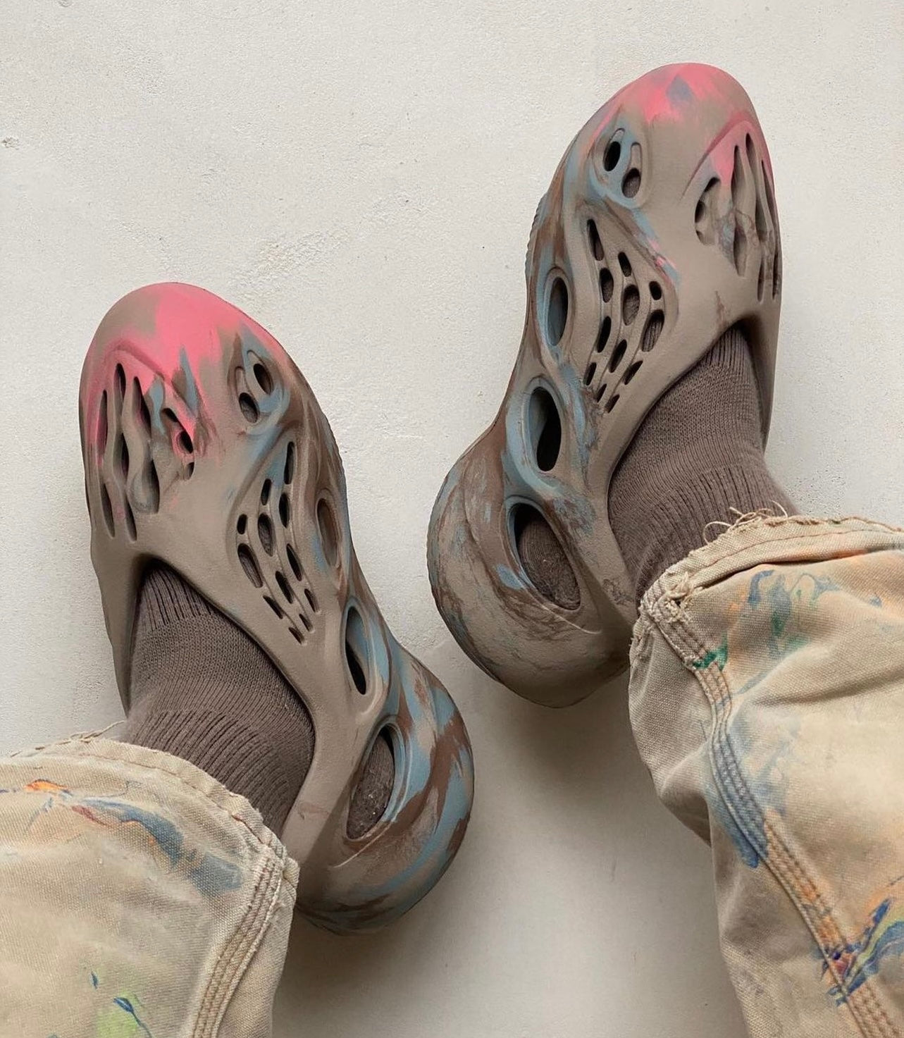 yeezy foam runner 360 view